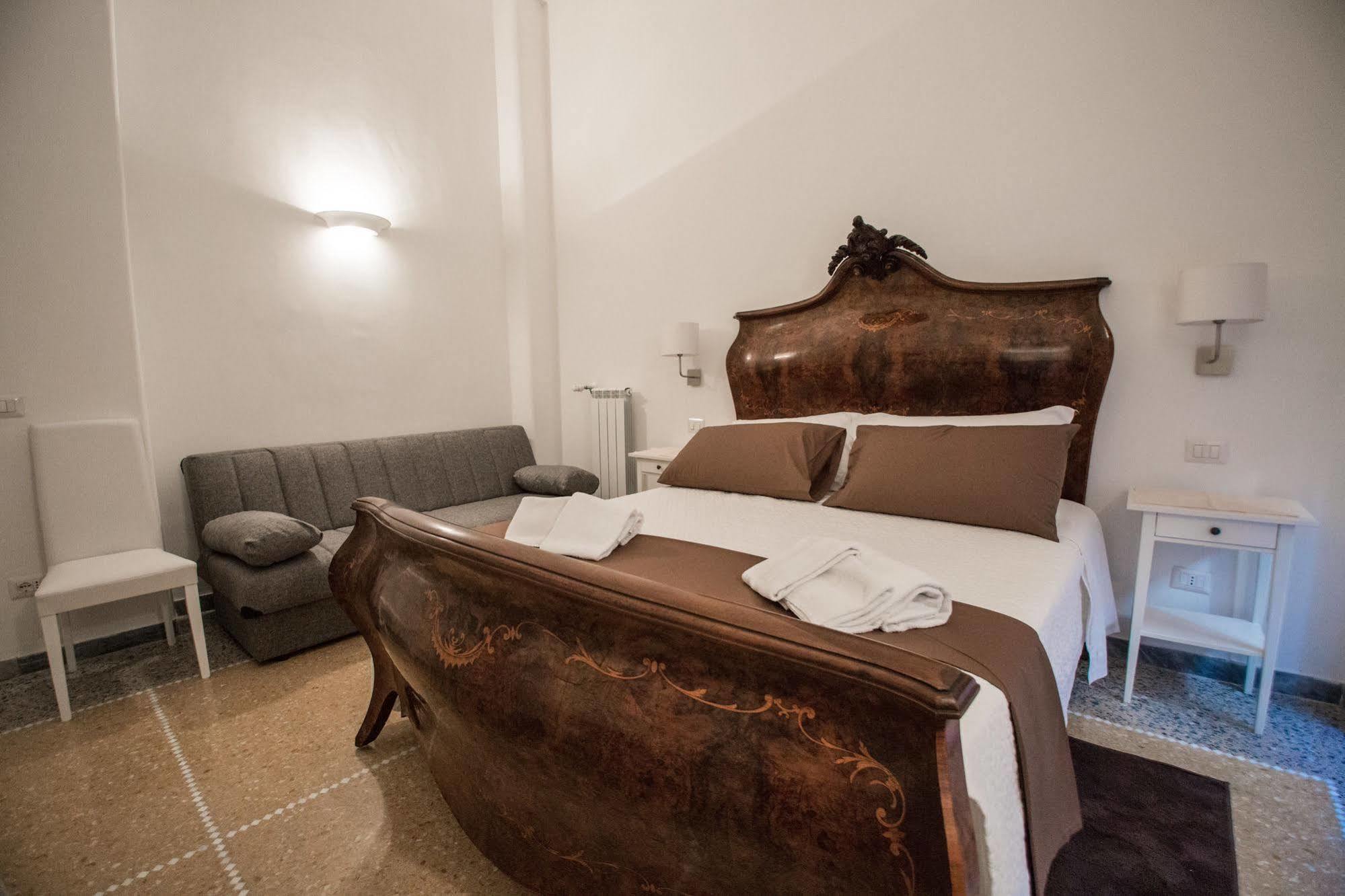 Отель Desiderio Di Roma Экстерьер фото